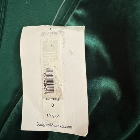 Badgley Mischka V-Neck Long Sleeve Green Velvet Dress - Size 0 - Picture 6 of 7